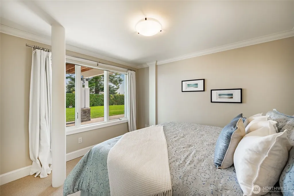 5685 Nakat Way Blaine WA 98230