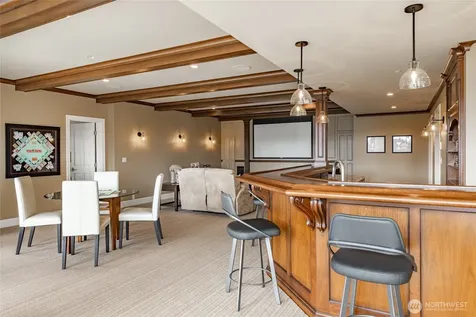 5685 Nakat Way Blaine WA 98230