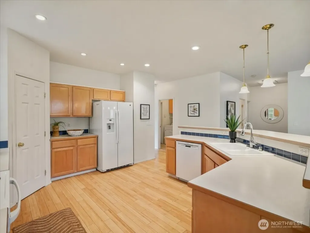 7402 143rd Avenue Ct E Sumner WA 98390