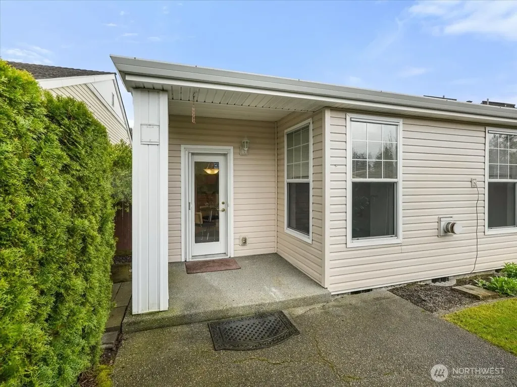 7402 143rd Avenue Ct E Sumner WA 98390