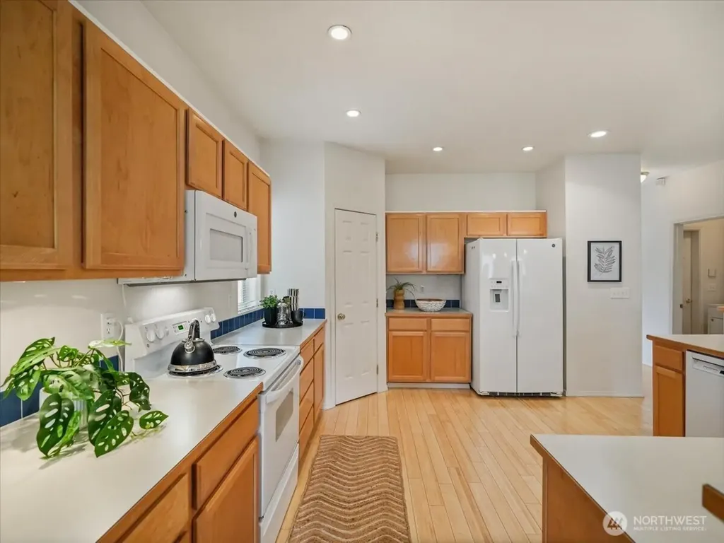 7402 143rd Avenue Ct E Sumner WA 98390