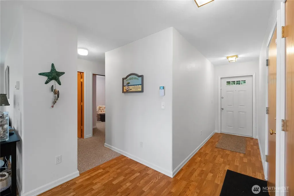 730 E North Bay Road Allyn WA 98524