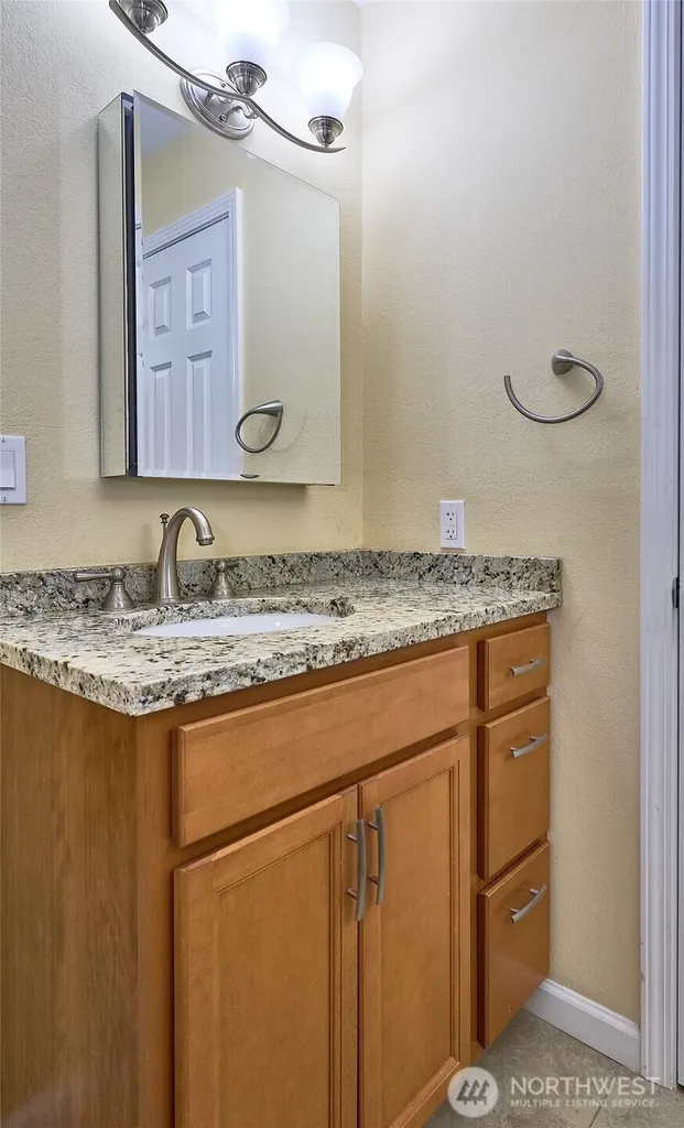 23617 112th Avenue SE Kent WA 98031