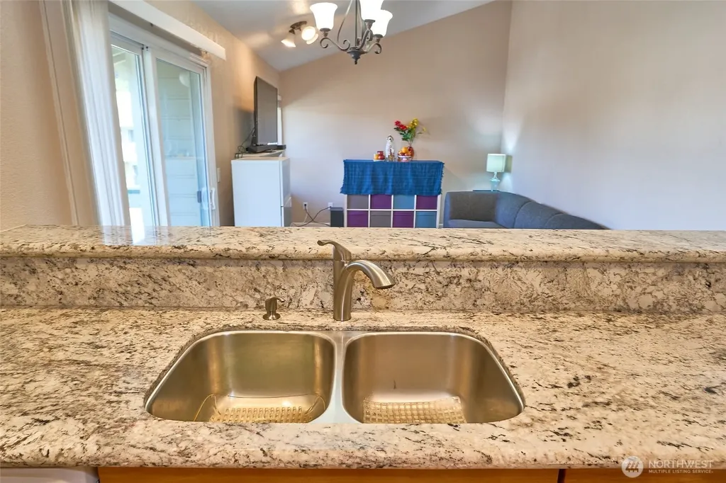23617 112th Avenue SE Kent WA 98031
