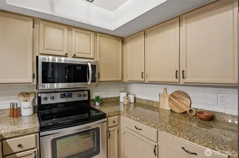 12905 126th Court NE Kirkland WA 98034