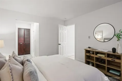 12905 126th Court NE Kirkland WA 98034