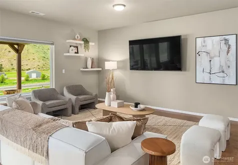 24 Mackenzie Way Chelan WA 98816