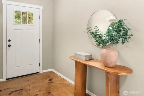24 Mackenzie Way Chelan WA 98816