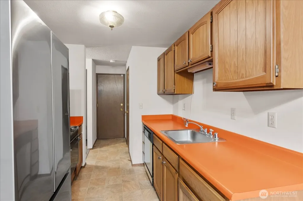 15914 3rd Place SW Burien WA 98166