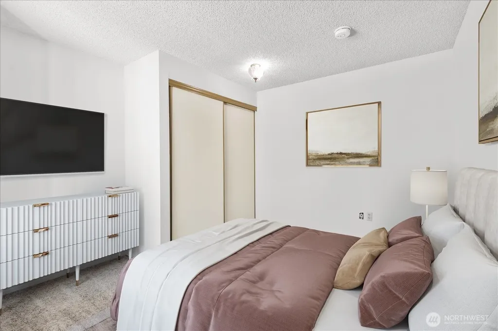 15914 3rd Place SW Burien WA 98166