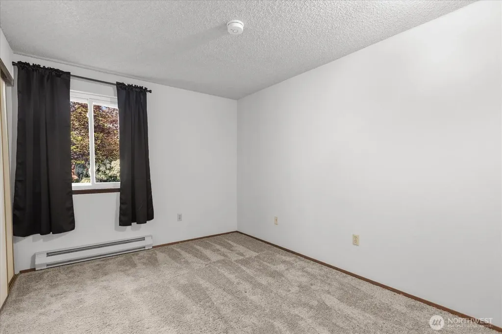 15914 3rd Place SW Burien WA 98166
