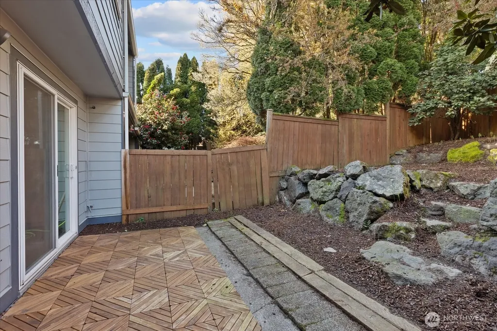 15914 3rd Place SW Burien WA 98166
