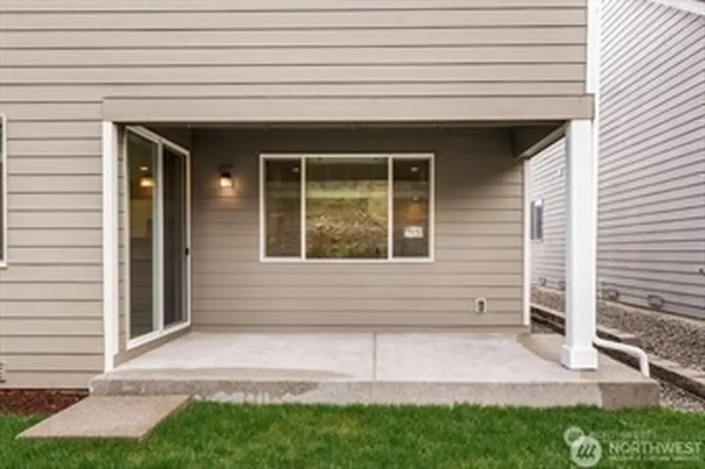 10035 Merrick Street SE Yelm WA 98597