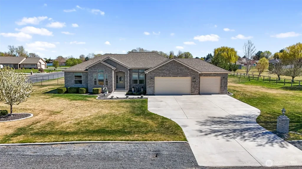 1859 F.5 Road NE Moses Lake WA 98837