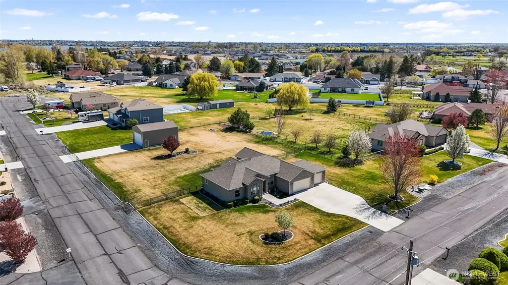 1859 F.5 Road NE Moses Lake WA 98837