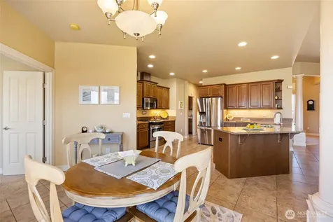 1859 F.5 Road NE Moses Lake WA 98837