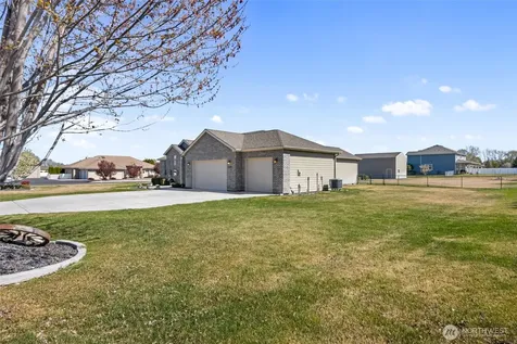 1859 F.5 Road NE Moses Lake WA 98837