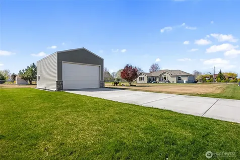1859 F.5 Road NE Moses Lake WA 98837