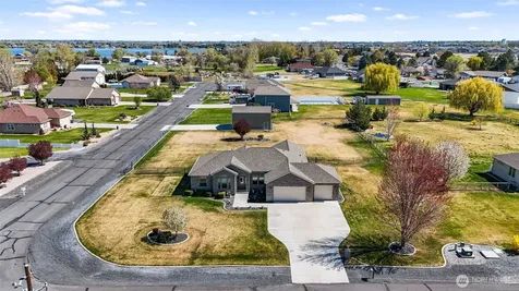1859 F.5 Road NE Moses Lake WA 98837
