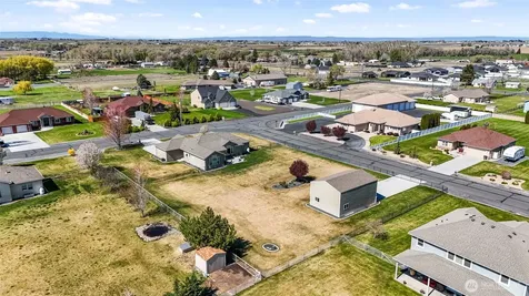 1859 F.5 Road NE Moses Lake WA 98837