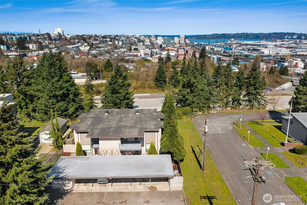 3202 S D Street Tacoma WA 98418
