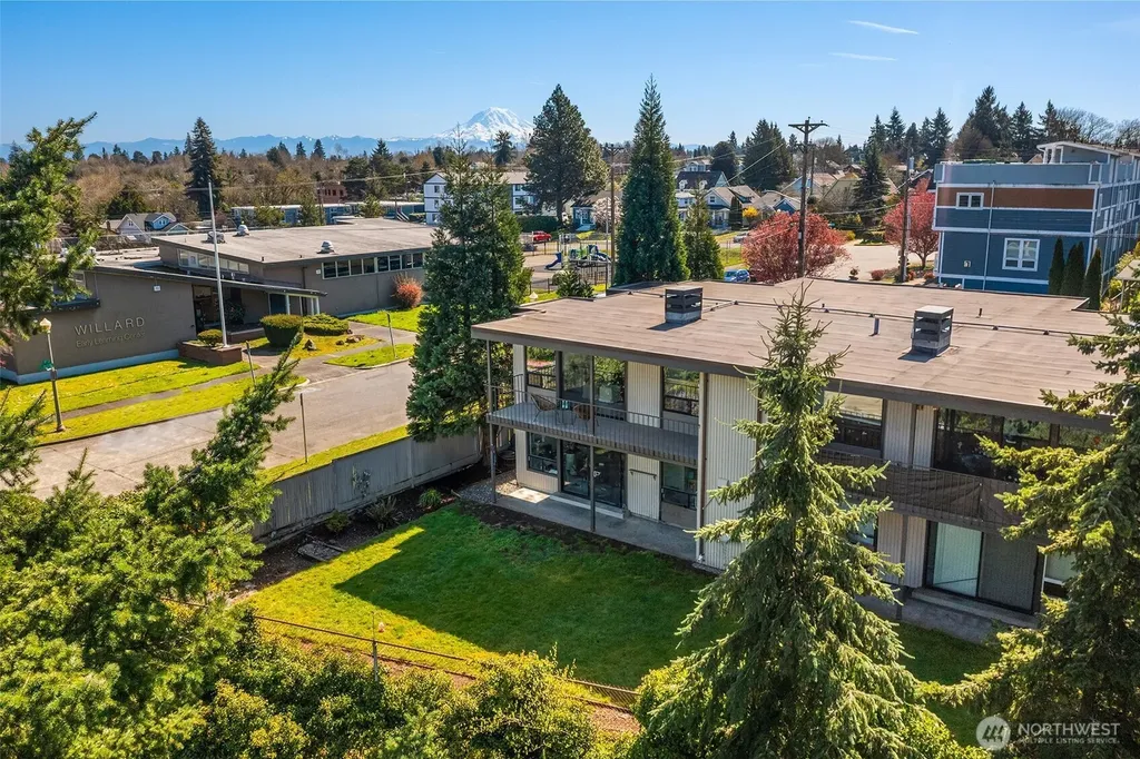 3202 S D Street Tacoma WA 98418