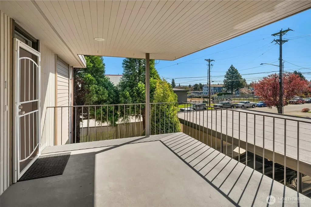3202 S D Street Tacoma WA 98418