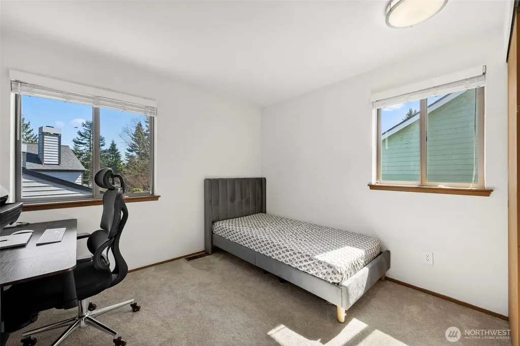 28046 121st Avenue SE Kent WA 98030