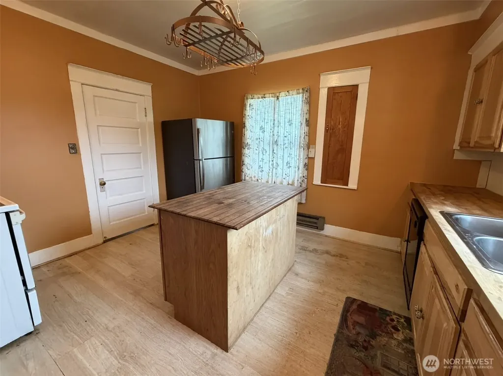 918 W Cushing Street Aberdeen WA 98520