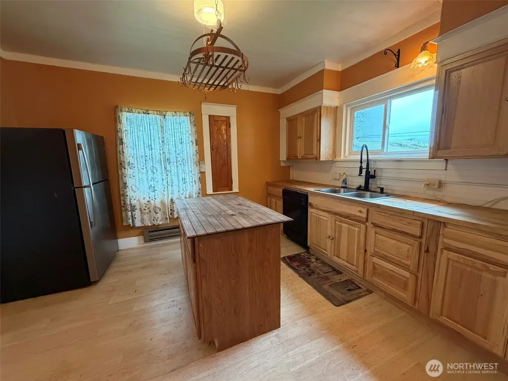 918 W Cushing Street Aberdeen WA 98520