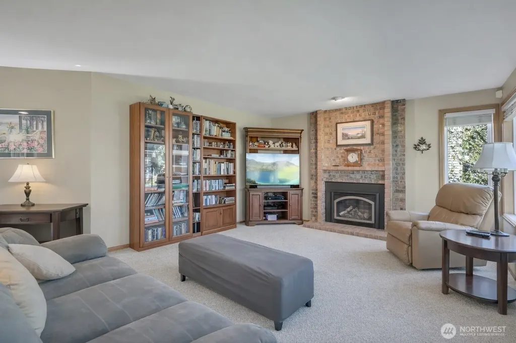 12446 NE 162nd Street Woodinville WA 98072
