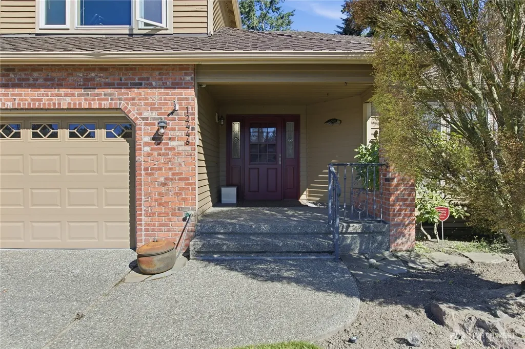 12446 NE 162nd Street Woodinville WA 98072