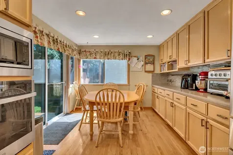 12446 NE 162nd Street Woodinville WA 98072