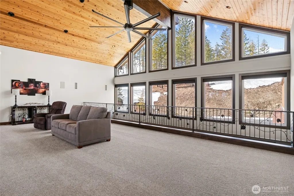 539 Antoine Creek Road Chelan WA 98816