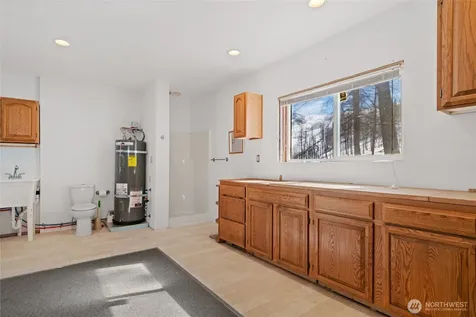 539 Antoine Creek Road Chelan WA 98816