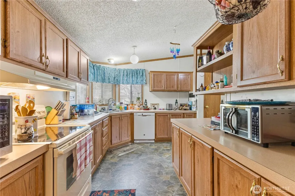 19307 100th Avenue E Graham WA 98338