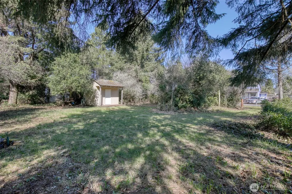 265 Wishkah Street SW Ocean Shores WA 98569