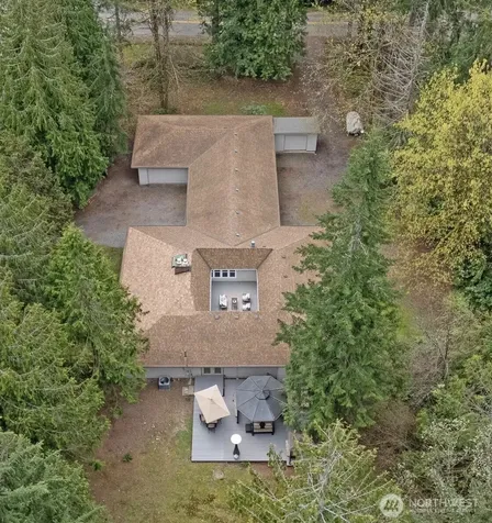 15245 260th Avenue SE Issaquah WA 98027