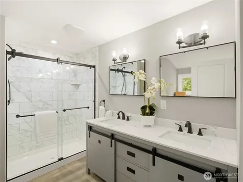 15245 260th Avenue SE Issaquah WA 98027