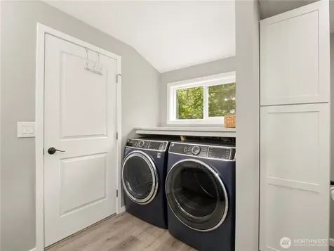 15245 260th Avenue SE Issaquah WA 98027