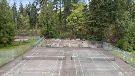 15245 260th Avenue SE Issaquah WA 98027