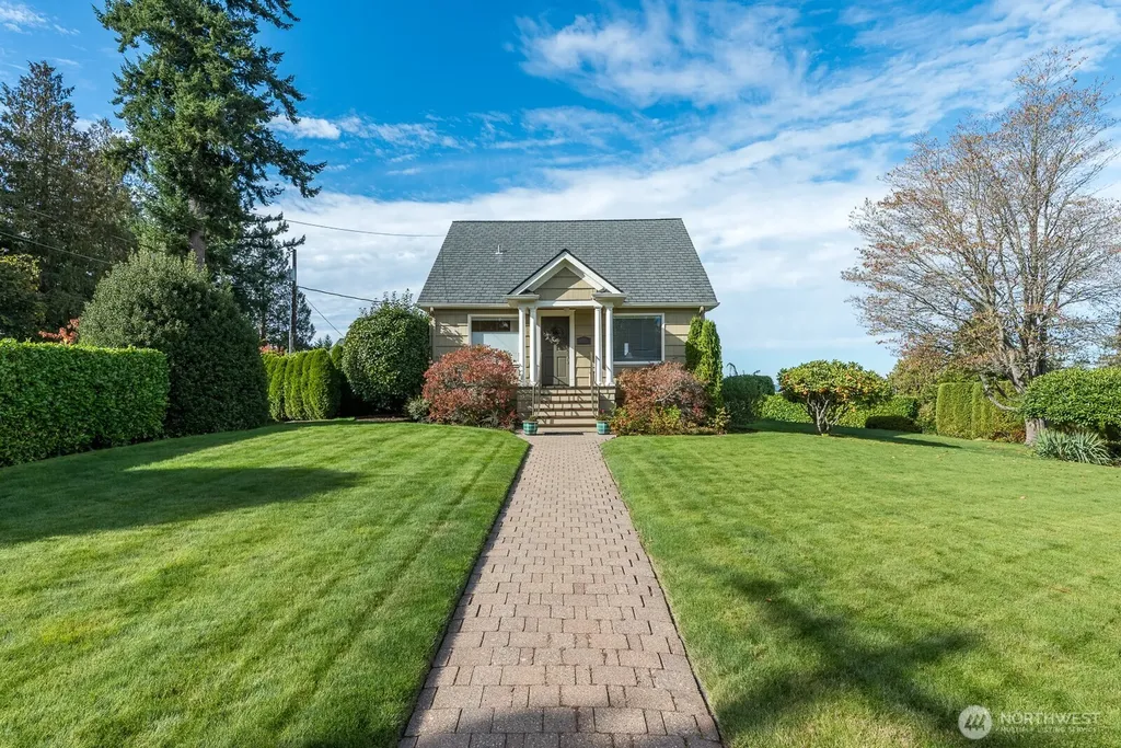 4436 Seahurst Everett WA 98203