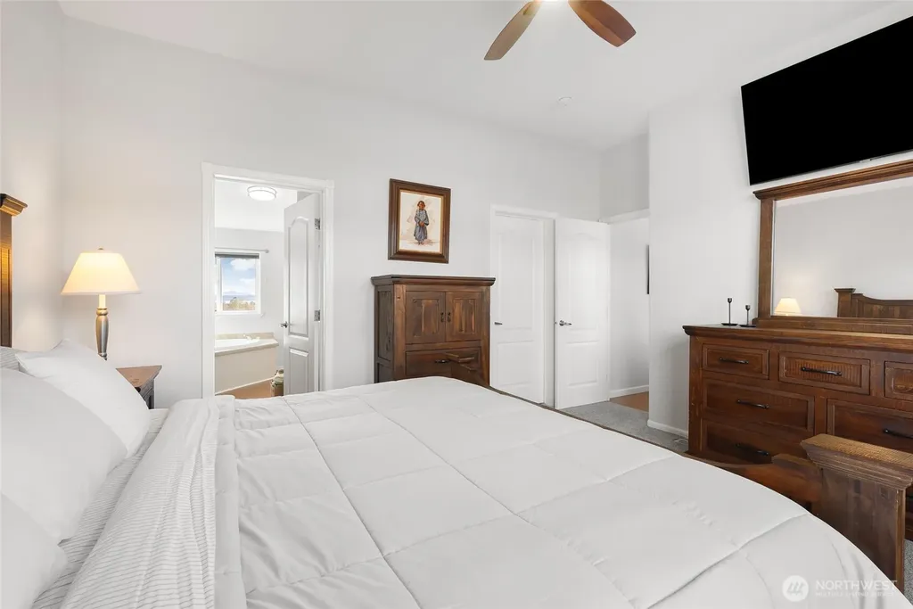 5511 Hillvue Road Blaine WA 98230