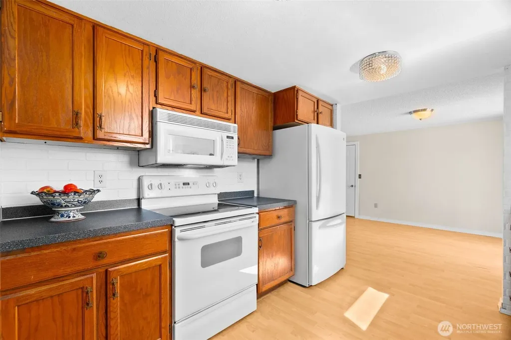 146 Glenn Lane Montesano WA 98563