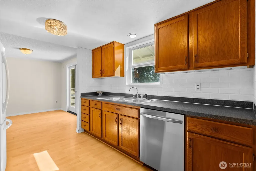 146 Glenn Lane Montesano WA 98563