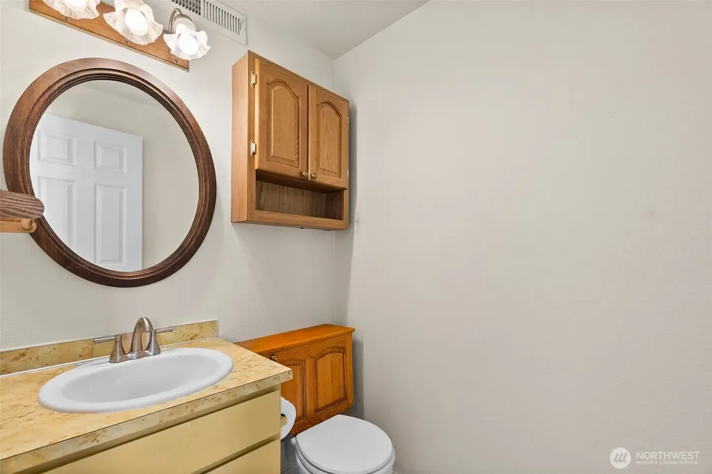 146 Glenn Lane Montesano WA 98563