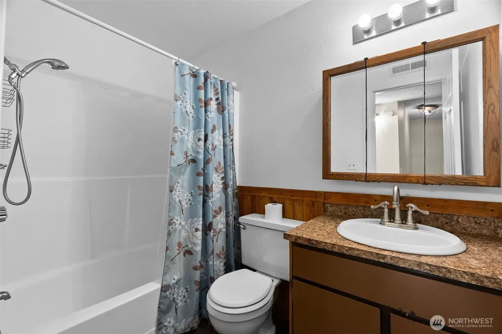 146 Glenn Lane Montesano WA 98563
