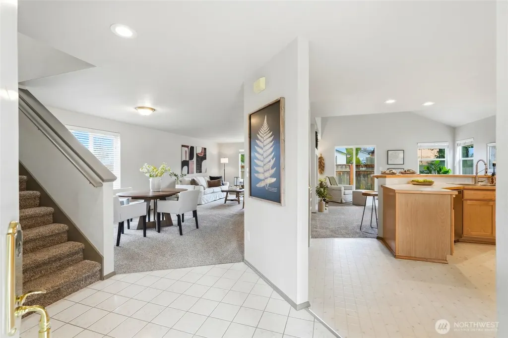 8913 1st Place SE Lake Stevens WA 98258
