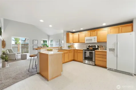 8913 1st Place SE Lake Stevens WA 98258