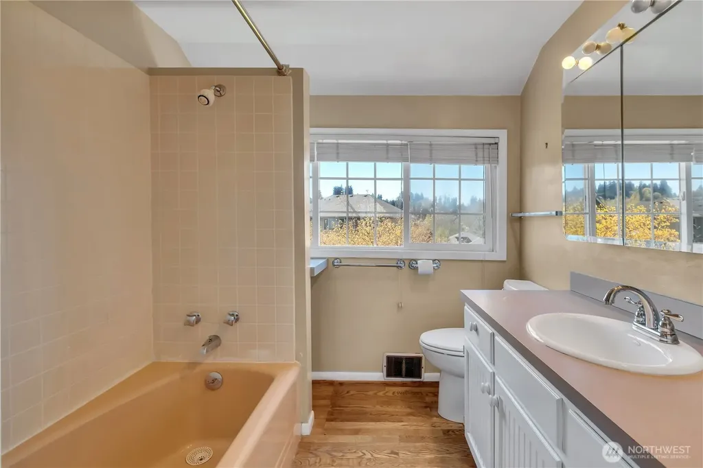 29888 65th Avenue S Auburn WA 98001